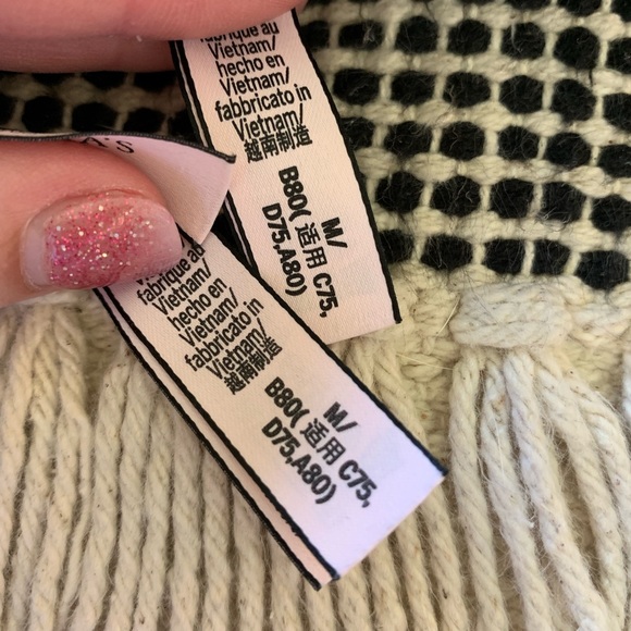 Victoria Secret Bralette Bundle Medium - Picture 4 of 4